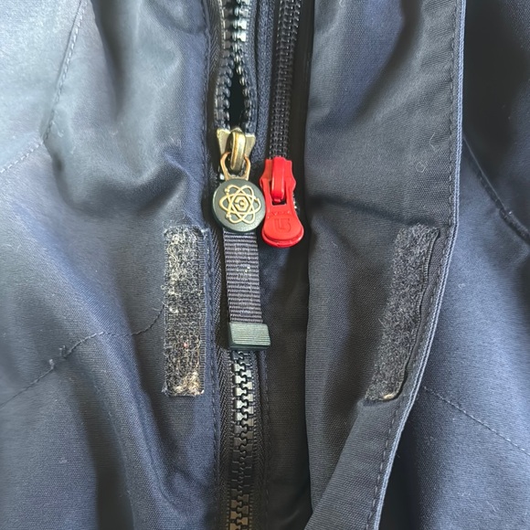 Burton Women's Two-Tone Jacket - Picture 9 of 9